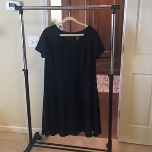Short sleeve, navy, silk lined, skater dress. 20WP